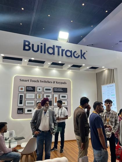 The buzz at our booth on Day 3 of the Smart Home Expo. We were thrilled by the enthusiastic response from architects, designers, and tech lovers.