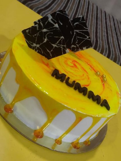 Loaded & Drip Cakes photo 7