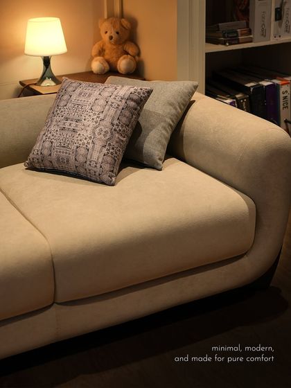 Alankara Homestories - Interior Design Services Bespoke Seating: Sofas, Armchairs & Accent Pieces photo 15