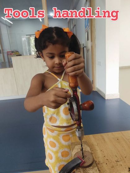 Little Wings Innovation Labs - Engineering & Maker Workshops Safety First: Learning to Use Tools photo 16