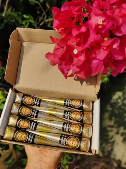 My handmade organic henna cones, boxed up and ready to be used. I guarantee they are 100% halal and will give you a beautiful, dark stain.