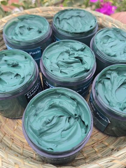 Each pot of Charcoal Face Pack is filled to the brim, ensuring you get a generous amount for several applications.