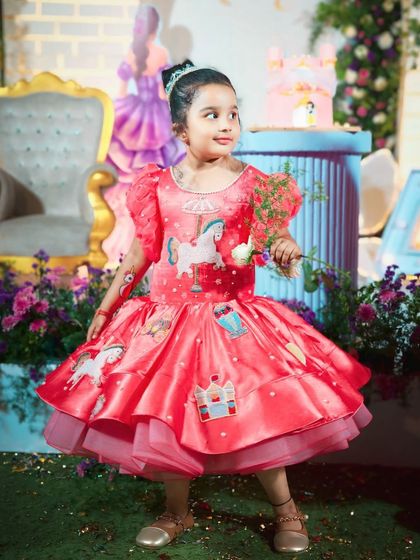 Novella - Children's Themed Birthday Parties Fairytale & Princess Parties photo 20