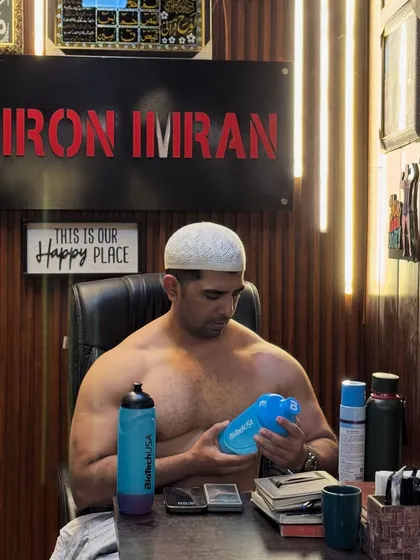 Ramadan gives me more power. A random shot from my office after a workout during the holy month. Discipline is 24/7.