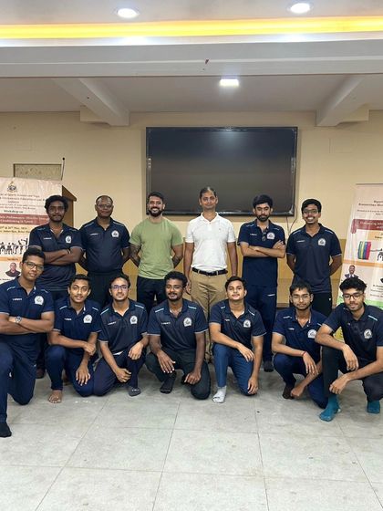 Just some more bits and bobs from training sessions. My programs utilize a wide variety of tools and methods, including free weights, machines, plyometrics, and cardio, all tailored to the specific goals of the individual.