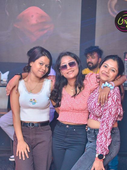 Jezzter - DJ Services The Crowd & The Vibe photo 14