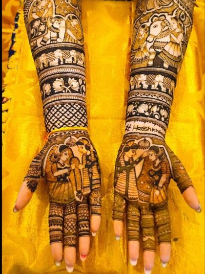 A heartwarming design that tells a family story, with portraits of the couple and their child, celebrating their bond.