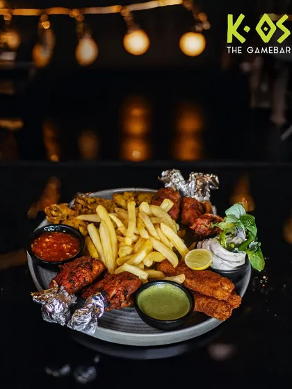 Our Tandoori Platter is made for sharing with your squad. It's loaded with a mix of juicy, smoky, and spicy tandoori bites that are perfect for fueling a long night of games and gossip.