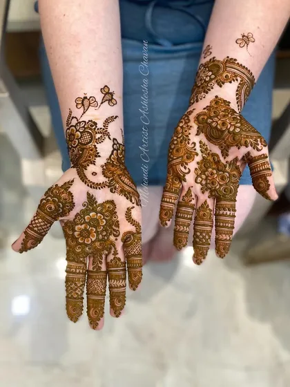 An Indo-Arabic design for an international client. The patterns are a mix of floral and paisley motifs, creating a beautiful and intricate look.
