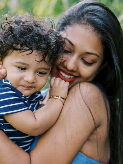 There's a special kind of magic in the quiet moments between a mother and her child. I focus on capturing that gentle connection and the unspoken love that fills the frame, creating timeless portraits you'll cherish.