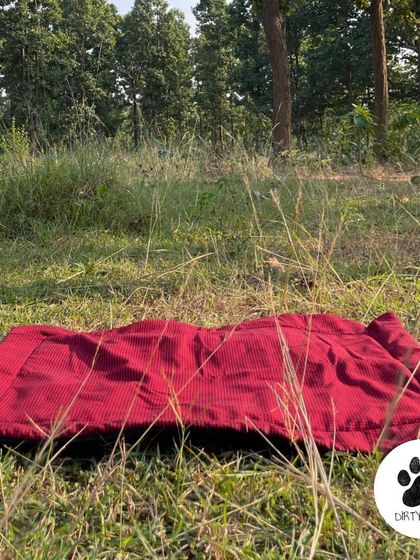 This corduroy dog mat in a rich red color is perfect for a cozy nap. Like all my mats, it's soft, light, and fully washable.