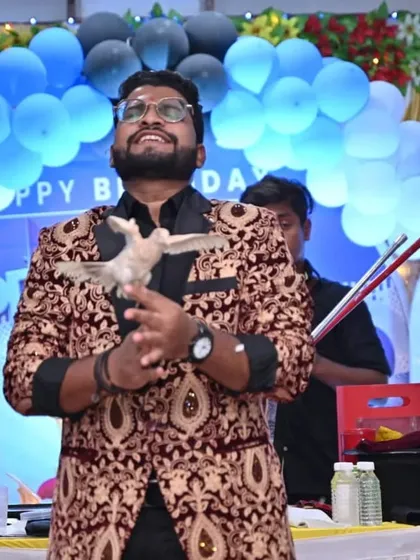 Looking up in wonder with one of my magical co-stars. Working with live animals brings a special kind of magic and connection to the performance.