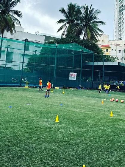 Elite Soccer School - Youth Football Coaching Programs Youth Development (Ages 6-10) photo 75