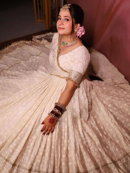 A full view of the designer rental lehenga. We provide a complete solution for brides, from makeup and hair to the perfect outfit.