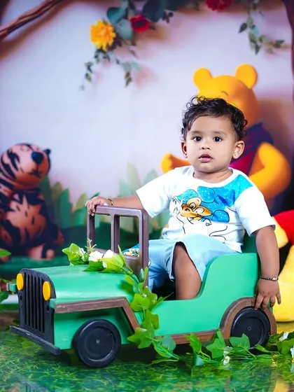 This shot captures the full Winnie the Pooh setup, available at our Vashi branch.