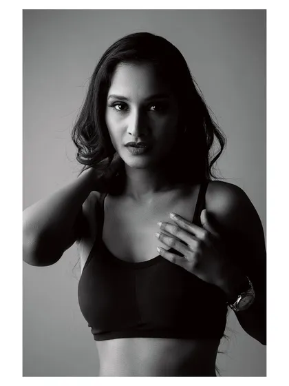 Photography can be bold and understated at the same time. This black and white studio shot for an activewear brand focuses on form and texture, creating a powerful, artistic image that highlights the product's design in a minimalist style.