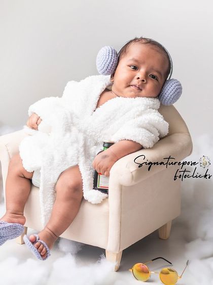 Spa day for the little boss. This fun and quirky theme is perfect for showing off your baby's personality, complete with a tiny bathrobe, cucumber slices, and a look of pure relaxation.