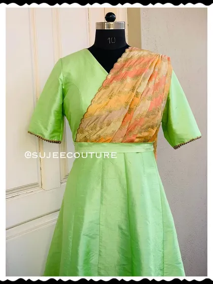 This view highlights the graceful fall of the silk fabric and the beautiful color combination of the gown. My focus is always on creating outfits that are not only beautiful but also easy for children to wear, allowing them to feel special and unrestricted at weddings or festivals.