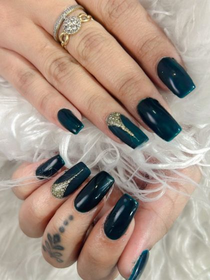 A full view of the deep teal and gold glitter set. The square shape gives it a modern edge.