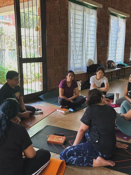 Pratyaksha Yoga - Yoga Teacher Training Beyond the Mat: Philosophy, Breath & Chanting photo 12