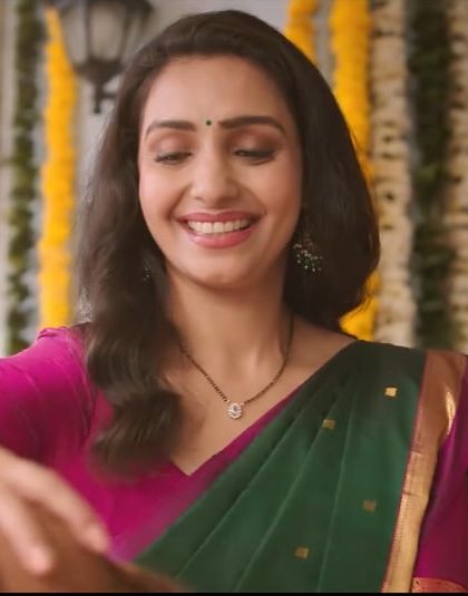 On Set: Commercial & Ad Campaigns photo 4