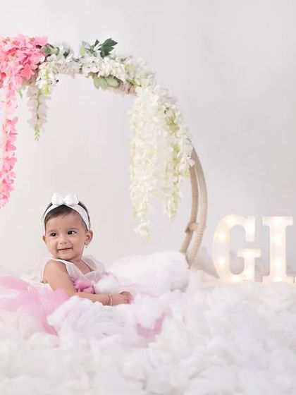 First Birthday & Cake Smash photo 6