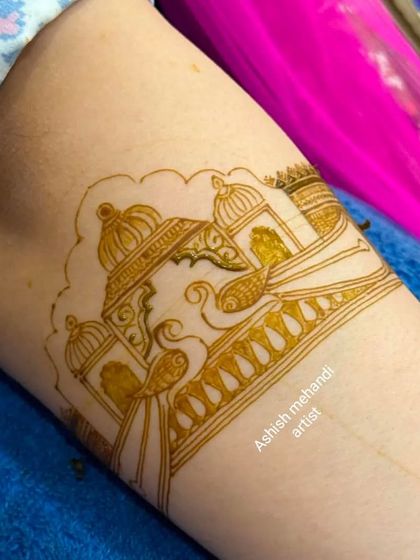 Classic Bridal Mehandi for Hands photo 42