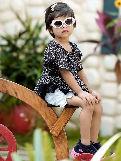 Baby's Day Out Studio - Kids & Baby Photography Outdoor Garden Adventures photo 10