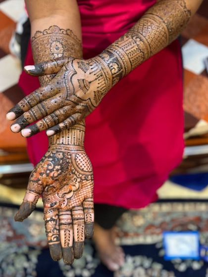 Full Bridal & Engagement Mehendi photo 30