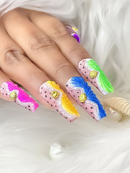 Unleash Your Creativity: Modern Nail Styles photo 12