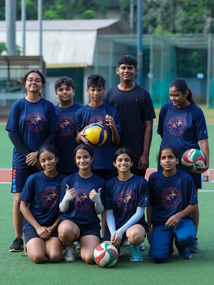 The full U-14 squad, proud to represent Mintonette+. Their enthusiasm is contagious.