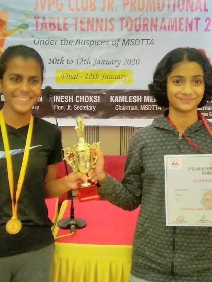 The finalists of the sub-junior girls' event, Manasi Jare (winner) and Vaidehi Chogle (runner-up). An all-VPTTA final is a dream result for us.
