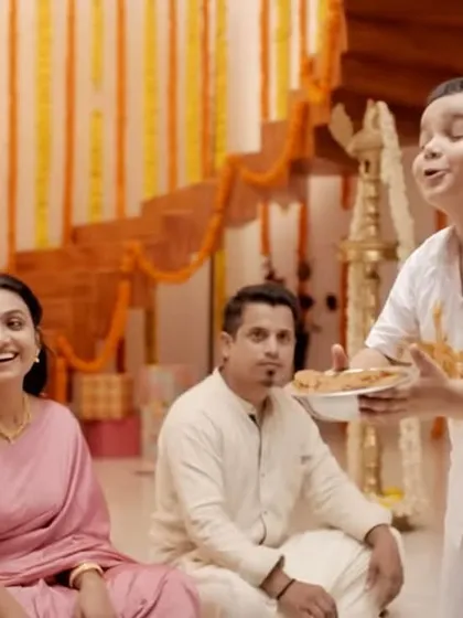 A heartwarming scene from a Surf Excel Onam commercial. It was a blessing to work on this shoot and create natural, family-oriented looks for the cast.