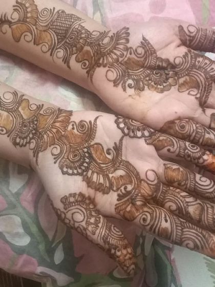 Hussaina Mehendi Artist - Party & Festive Mehendi Modern Arabic & Indo-Arabic Styles photo 5