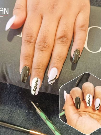 Custom Nail Art & Extensions photo 8