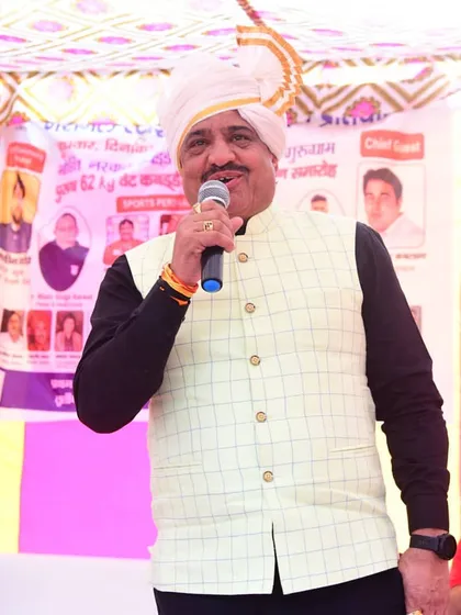 Chief Guest Shri Randhir Singh Sehrawat, coach of the Bengaluru Bulls, addressing the players at our tournament. His words of wisdom are invaluable for our young athletes.