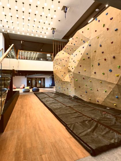 Vibrant Social & Recreation Zones photo 25