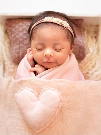 Your Newborn's First Portraits photo 12
