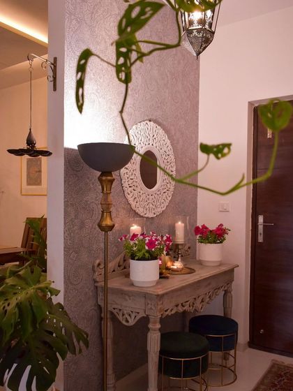 Sushmita - Home Styling & Decoration Welcoming Entryways & Foyers photo 17
