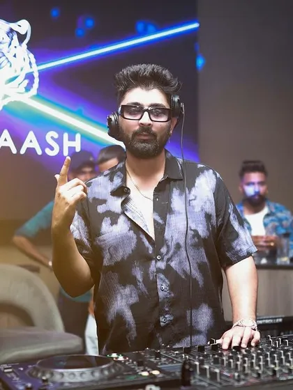 Bringing the vibe to the Sarjapur massive.