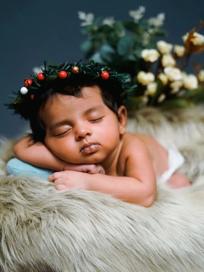 A duplicate of image 7, perfect for a baby's first Christmas card.