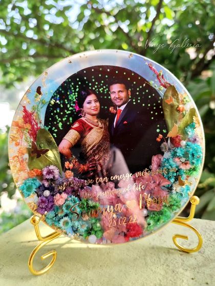 Vinys Galleria - Custom Resin Home Decor Round & Agate Style Photo Frames photo 31