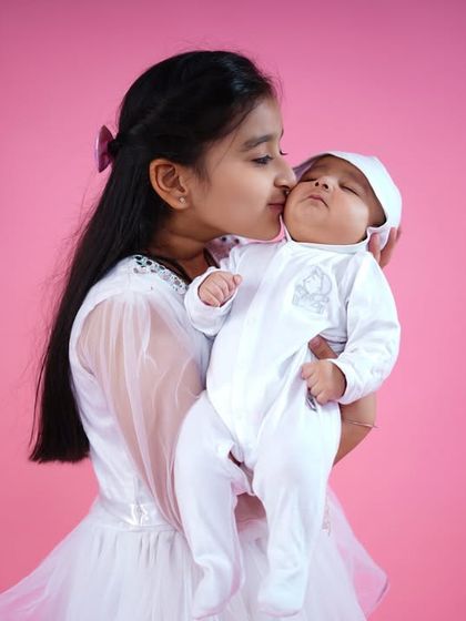 Newborn & Family Portraits photo 30