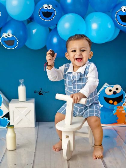 Birthday Milestones & Cake Smash Fun photo 3