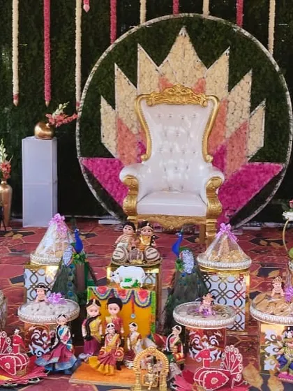 This is an example of a grand platter display I created for a large celebration. I coordinate everything to match the main stage decor, ensuring the entire setup looks rich and cohesive.