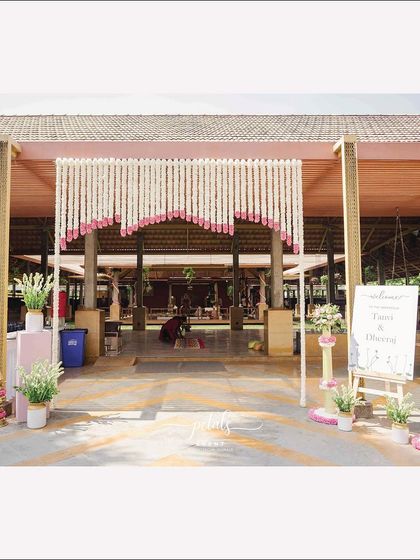 Petals - Wedding Decoration & Styling Welcoming Entrances & Signage photo 21
