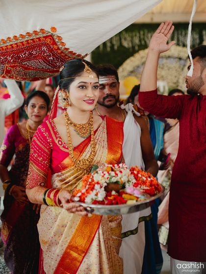 Makeover by Pragna Gangadhar - Bridal Makeup & Hair Styling Classic South Indian Bridal Looks photo 21