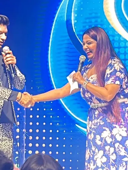 A moment of mutual respect with the legendary singer Shaan. Hosting concerts for such esteemed artists requires a unique blend of professionalism and warmth, ensuring the focus remains on their incredible talent.