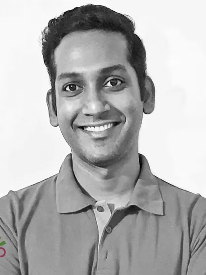 Meet Vineeth Nair! He appreciates the simpler things in life, and for him, a well-cooked, homely Dal-chawal is the most desired meal.