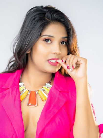 Acchu - Portrait & Fashion Photography Casual & Modern Styles photo 7